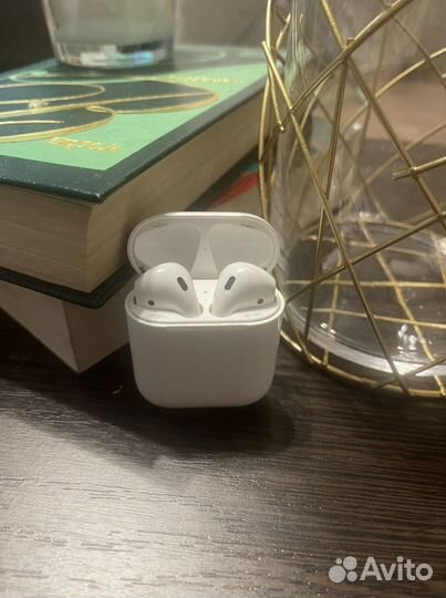 Airpods оригинал 1 поколения