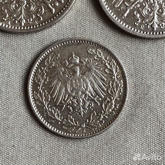Старинные серебрянные монеты марки Германии