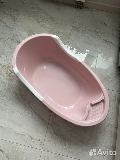 Ванночка для купания новорожденного