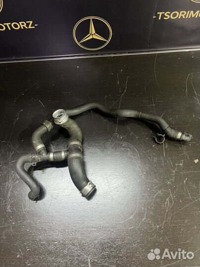 Патрубок системы охлаждения m271 мерседес w212