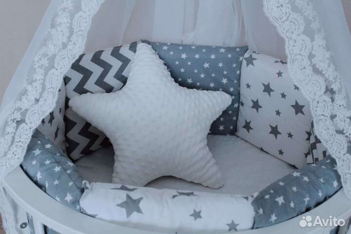 Бортики-подушки в кроватку малыша. Пошив