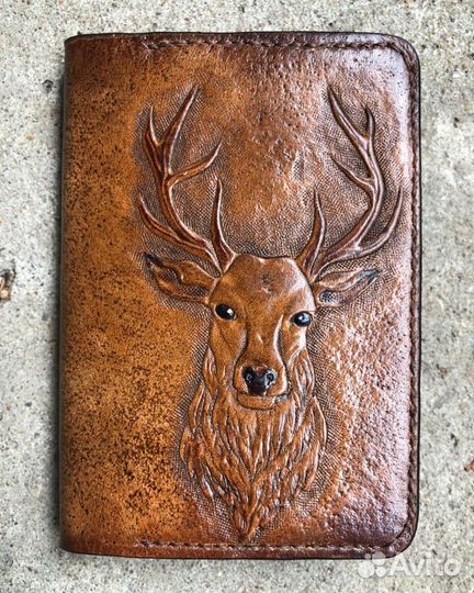 Обложка для паспортас тиснением «олень«