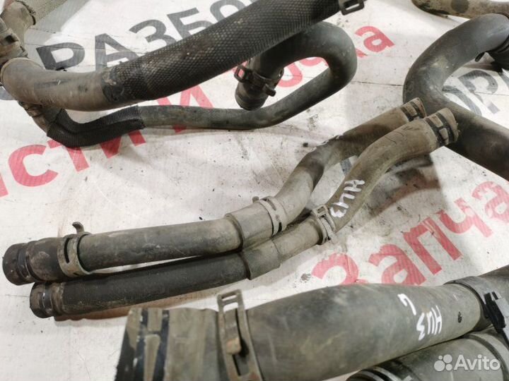 Патрубок системы охлаждения Skoda Fabia хетчбек