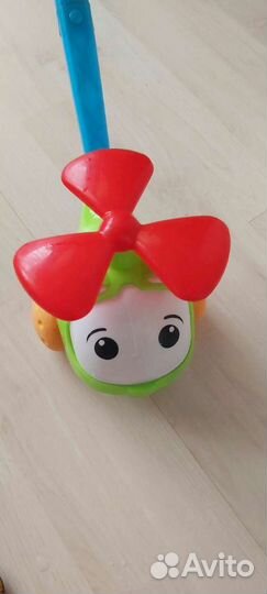 Каталка детская вертолетов и шарик