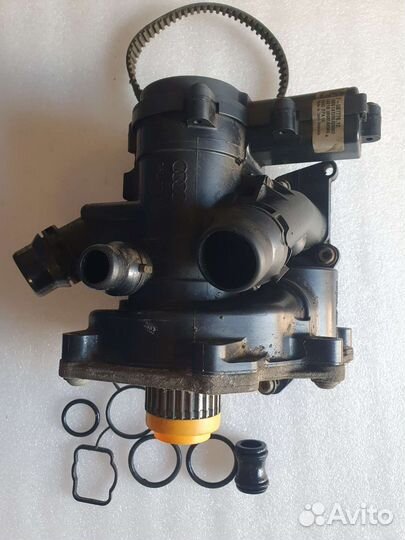 Термостат в сборе с помпой