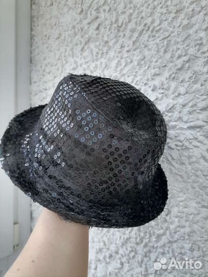 Шляпа с пайетками