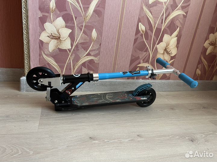 Самокат Oxelo MID 1 с комплектом защиты