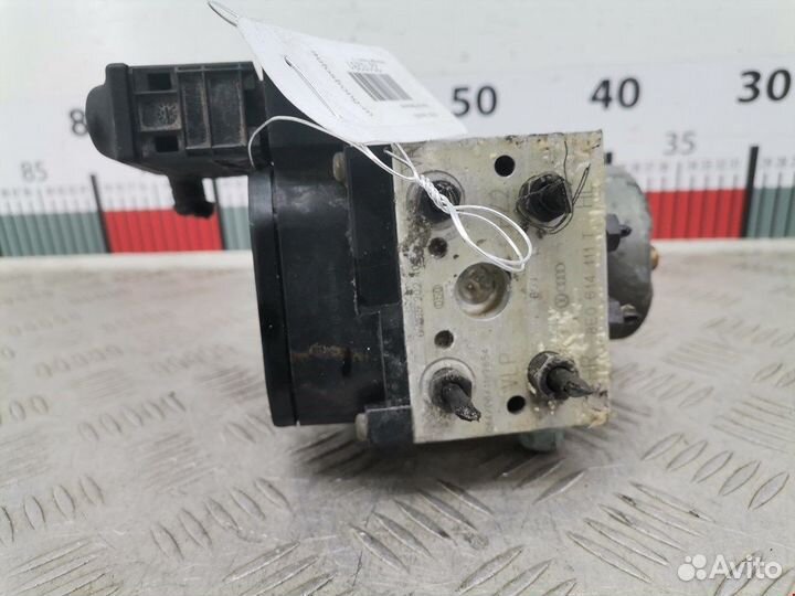 Блок ABS для Volkswagen Passat 5 8E0614111