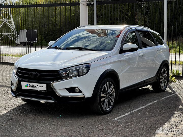 LADA Vesta Cross 1.8 МТ, 2019, 135 000 км