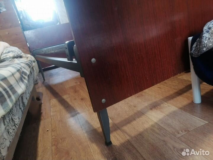 Кровать с панцирной сеткой