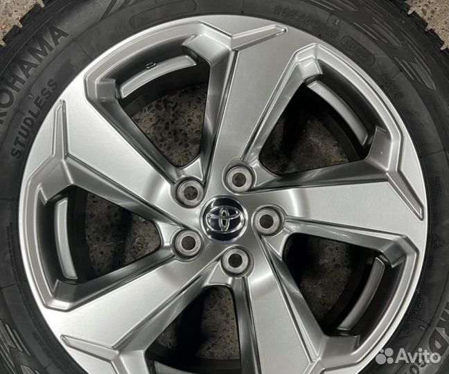 R 18 Оригинальные Диски Toyota Rav 4 2020г