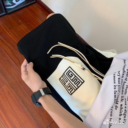 Шорты новые