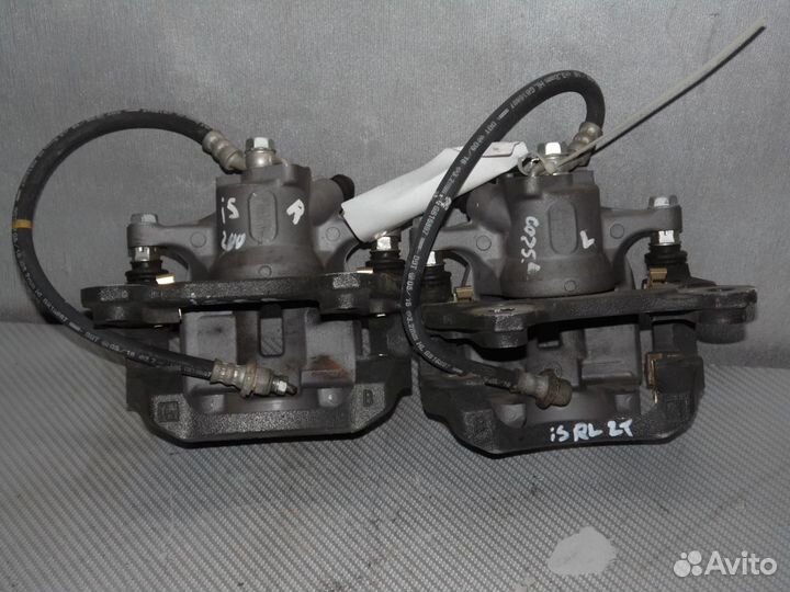 Суппорт задний правый Лексус IS RC 200