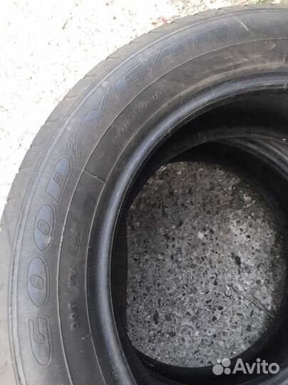 Goodyear EfficientGrip 195/60 R16