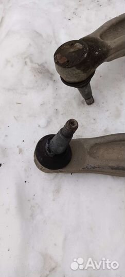 Рычаги передние нижние Кадилак SRX 2010-2015 год