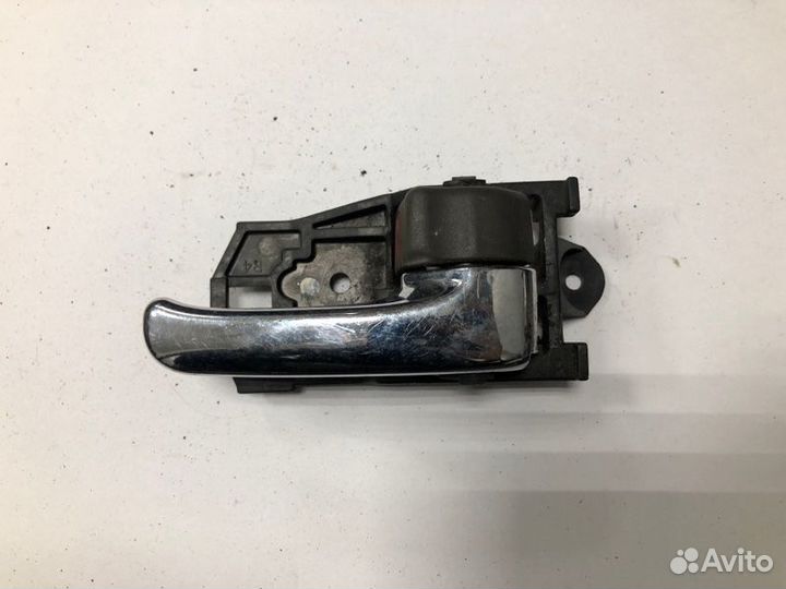 Ручка двери внутренняя передняя правая Toyota Mark