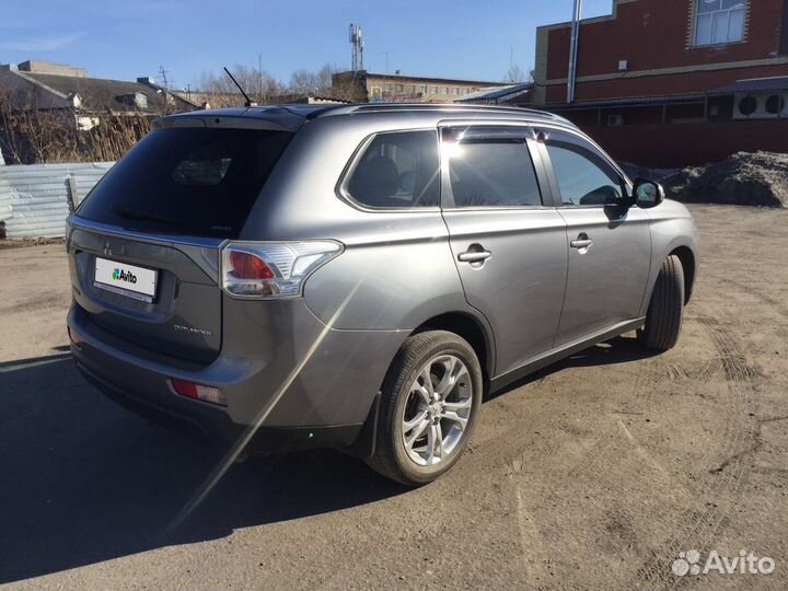 Mitsubishi Outlander 2.4 CVT, 2012, 163 000 км