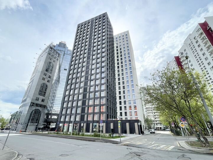 2-к. квартира, 55,6 м², 18/22 эт.