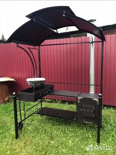 Беседка с мангалом