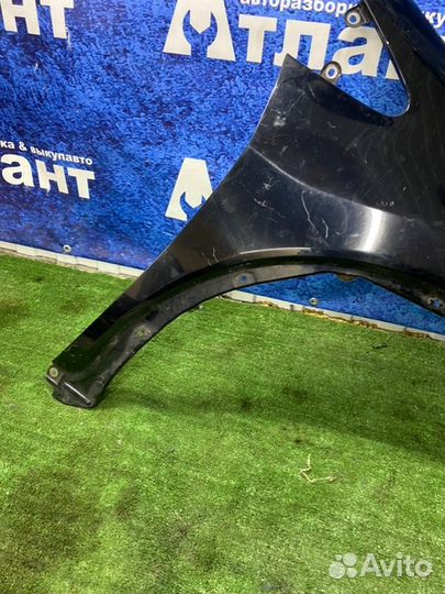 Крыло переднее правое Honda Civic 5D 2006