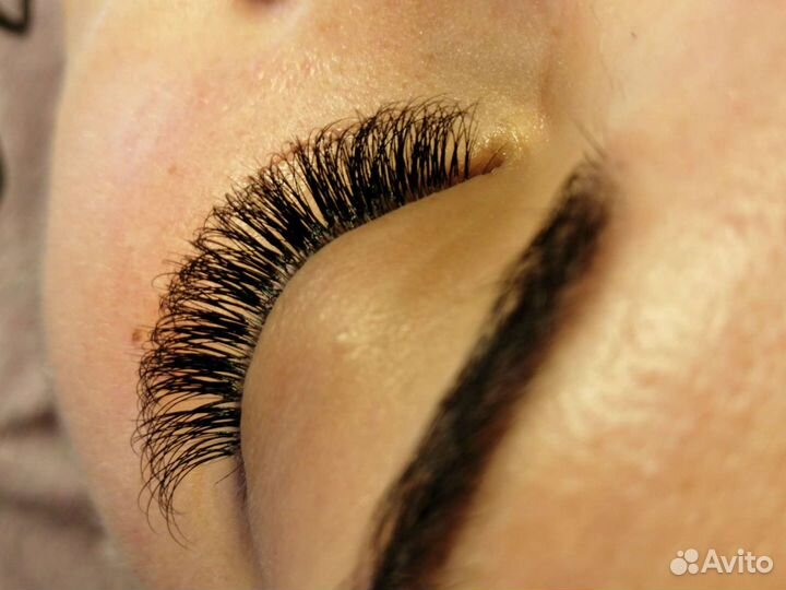 Наращивание ресничек