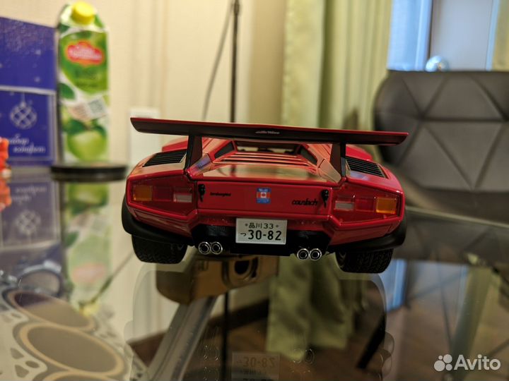 1:18 Kyosho Lamborghini Countach Walter Wolf