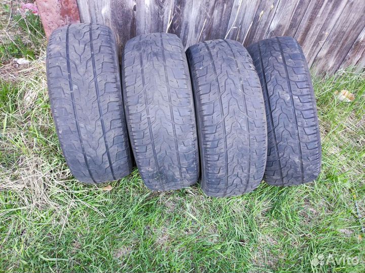 Yokohama 902W 265/60 R18 C