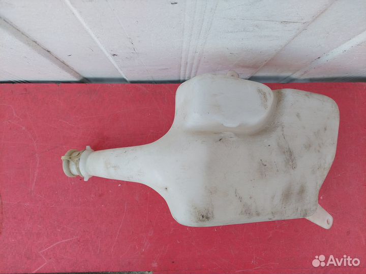 Бачок омывателя Ford Scorpio