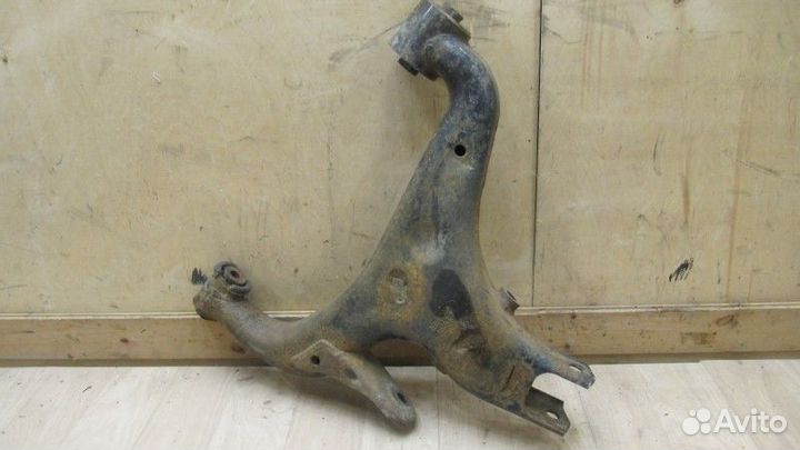 Рычаг задний нижний правый Land Rover Range Rover