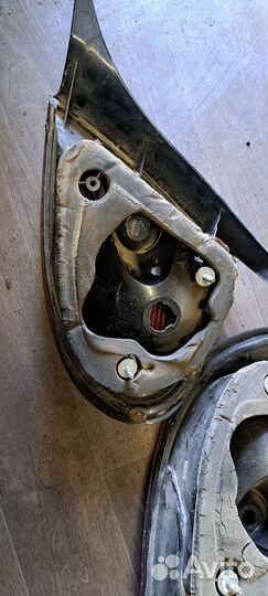 Фонарь задний левый Dodge Neon 2 2.0 2002