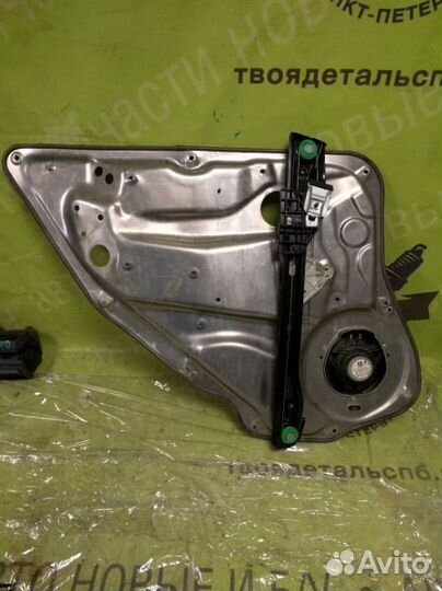 Стеклоподъемник задний правый Mercedes-Benz W212