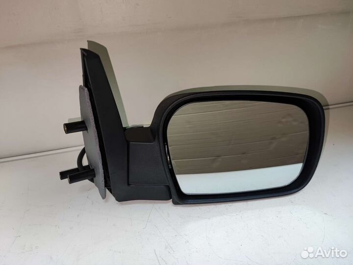 Зеркало ваз-2123 Нива Шевроле правое с 2009 г.в