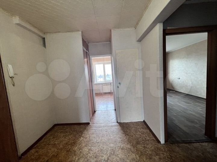 3-к. квартира, 60 м², 5/5 эт.