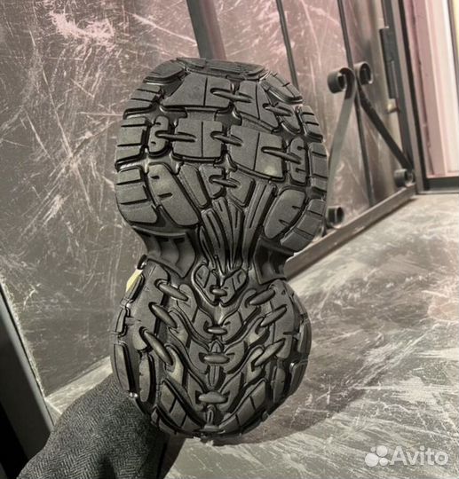 Кроссовки balenciaga 10xl на руках