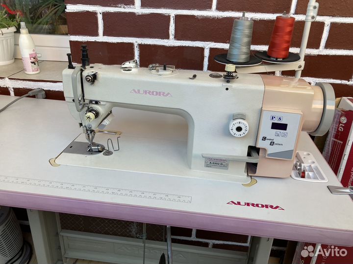 Прямострочная швейная машина Aurora