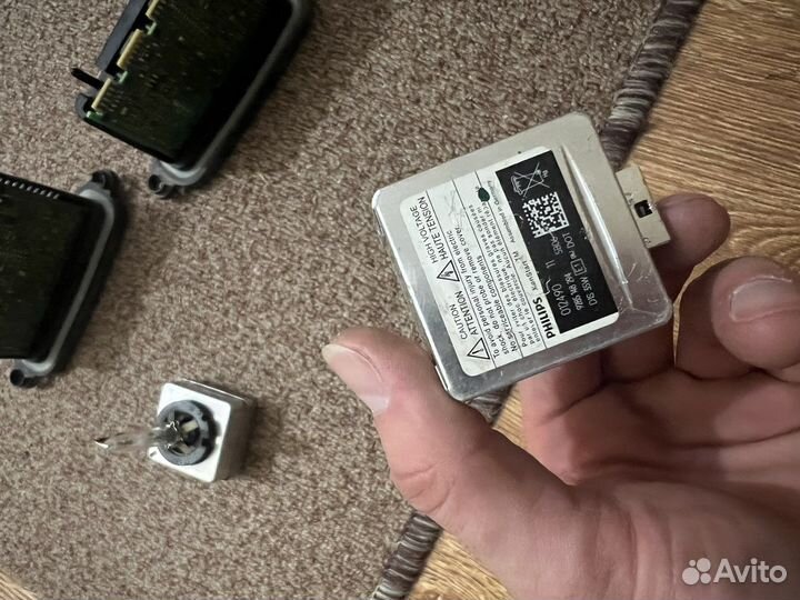 Блоки розжига и лампочки на bmw f30