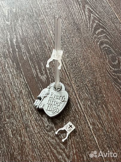 Подставка для куклы Ever After Hight