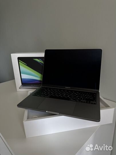 Apple MacBook Pro 13 M1