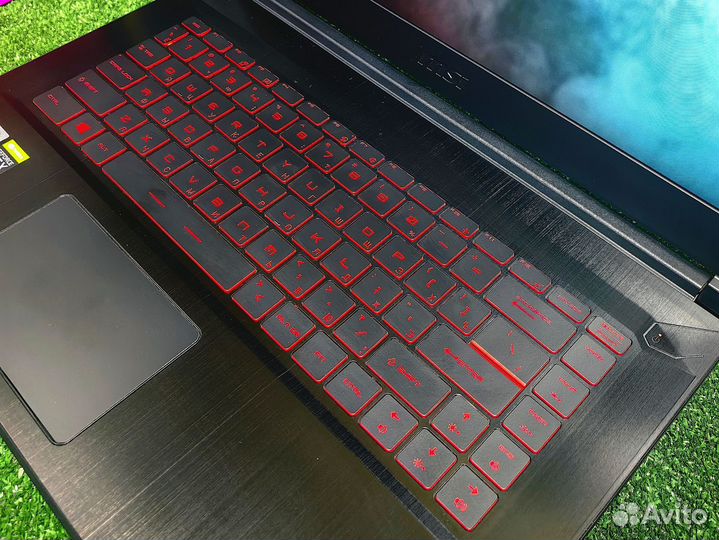 Новый игровой ноутбук MSI i5-10200H/RTX 3060