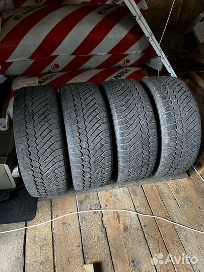 Continental ContiSuperContact CH90 235/55 R17 103T