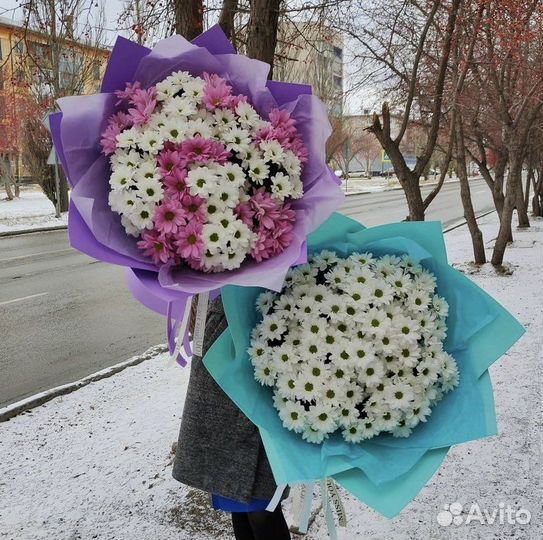 Пышный букет ромашек