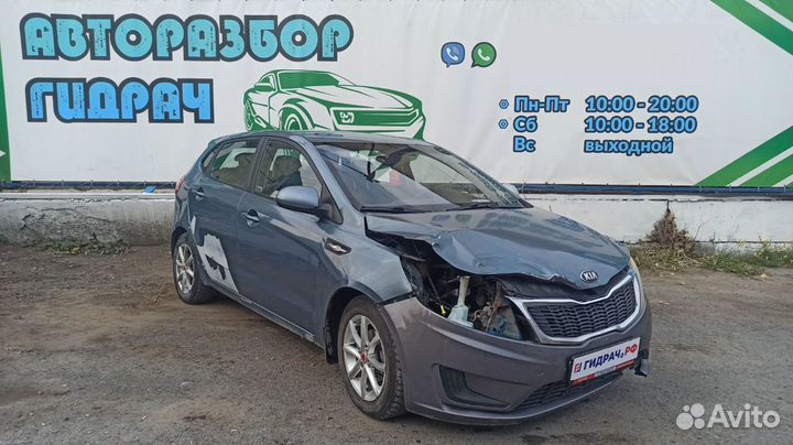 Стекло кузовное глухое левое Kia Rio 3 87810-4X200