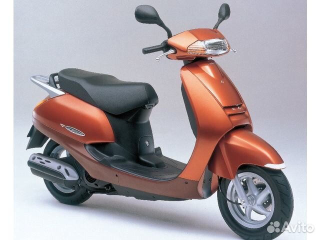 Honda lead 125cc scooter