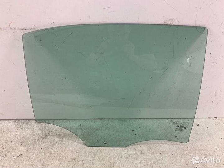 Стекло двери заднее правое Chevrolet Malibu