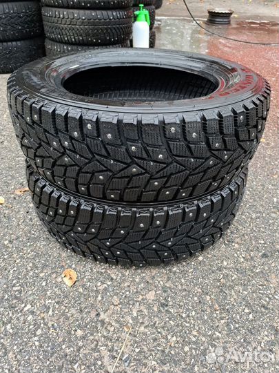 Dunlop SP Winter Ice 02 185/65 R15 92T
