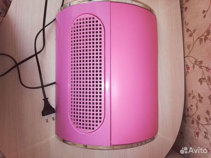 Маникюрный пылесос