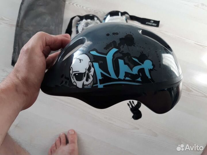 Защита роликовая + шлем размер xs