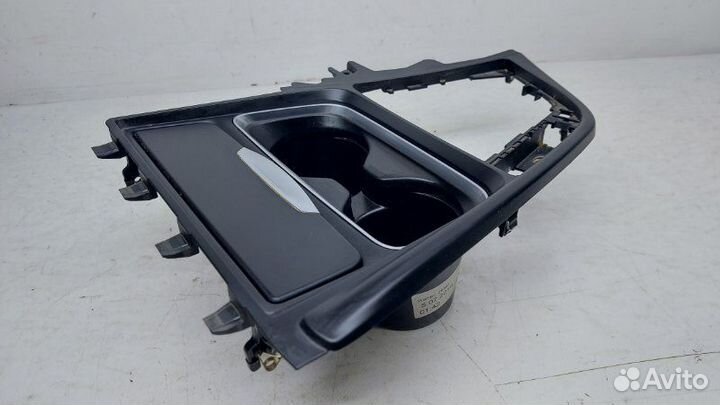 Подстаканник Bmw 3-Series F30 1.6 2014