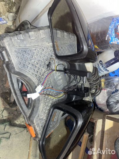 Продаю зеркала на ваз 09-14