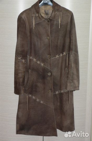 Кожаные куртка и плащ, мутоновая шуба